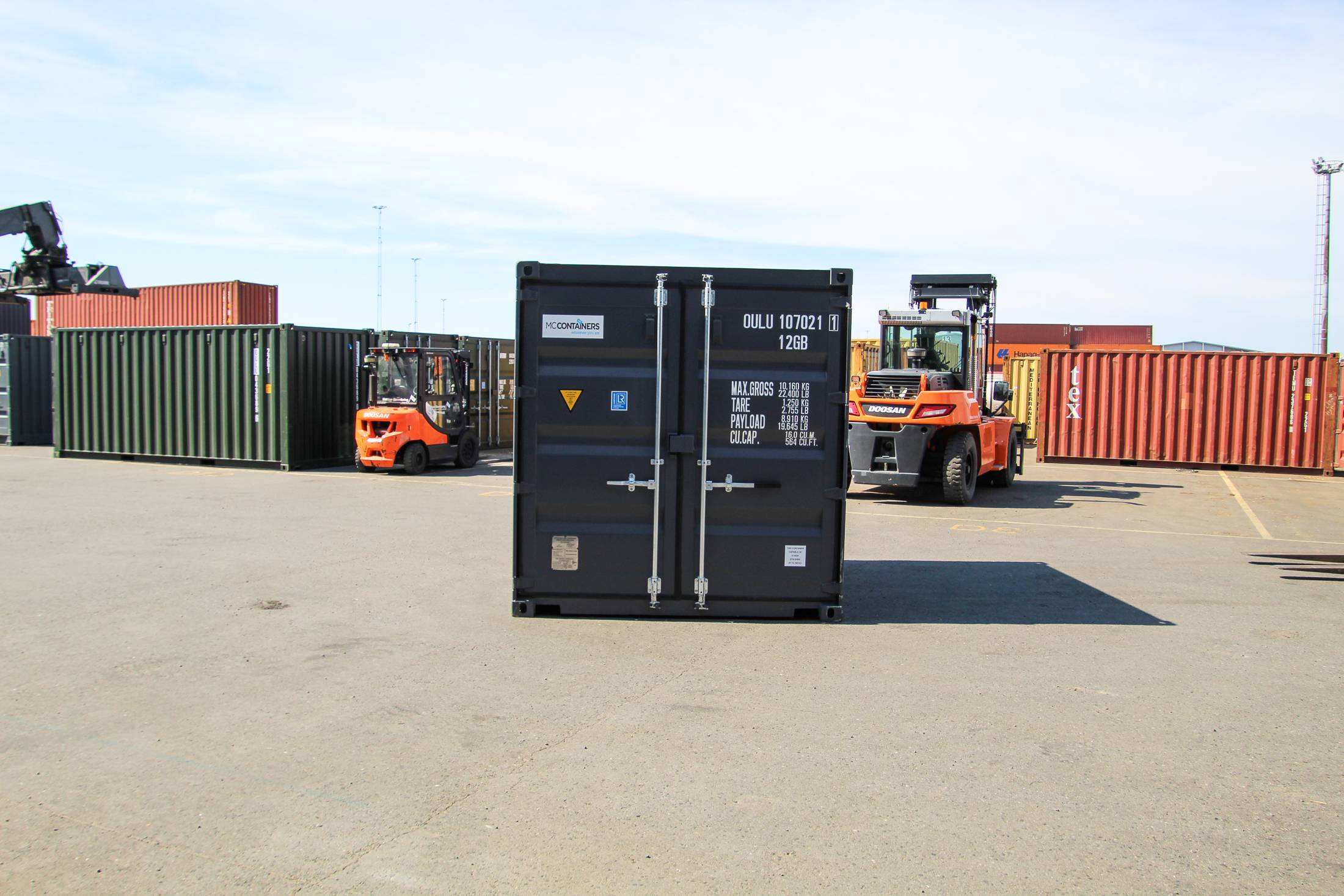 Corntainer orf invíor orf 10' CC (ISO)