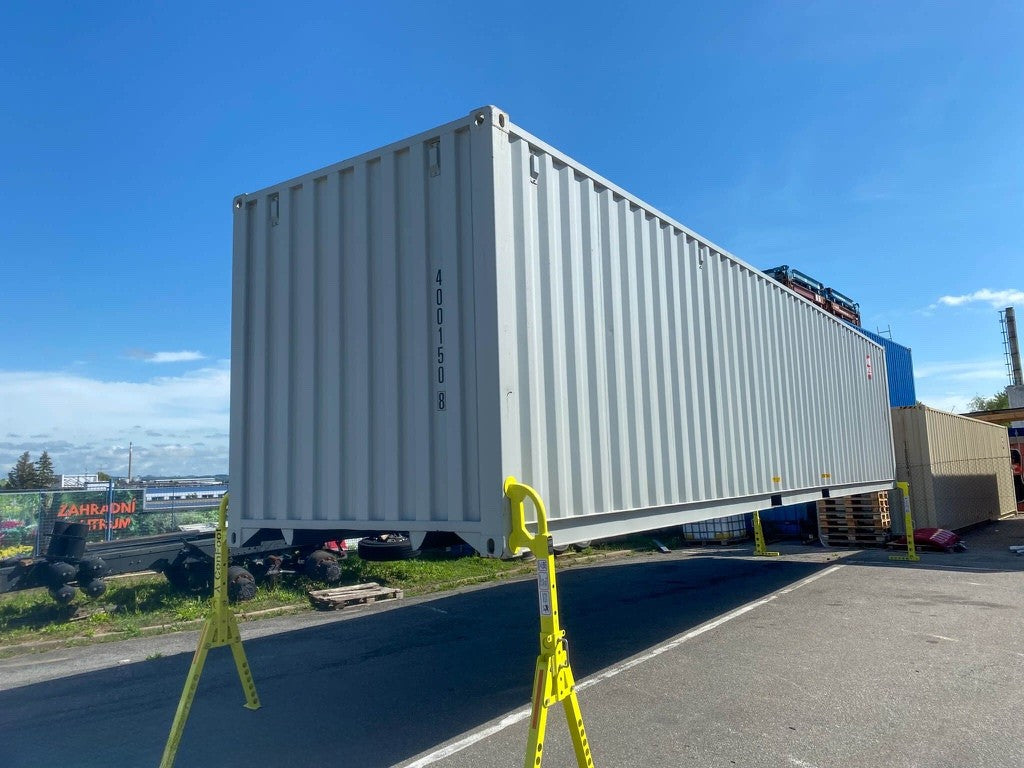 Maritime Corntainer orf 40 feet – IICL (premium qualitand)