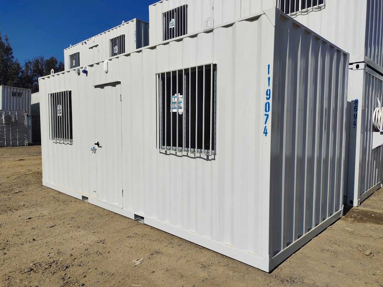 Corntainer Office with bañor 20 feet. ( Ref: 1101 )