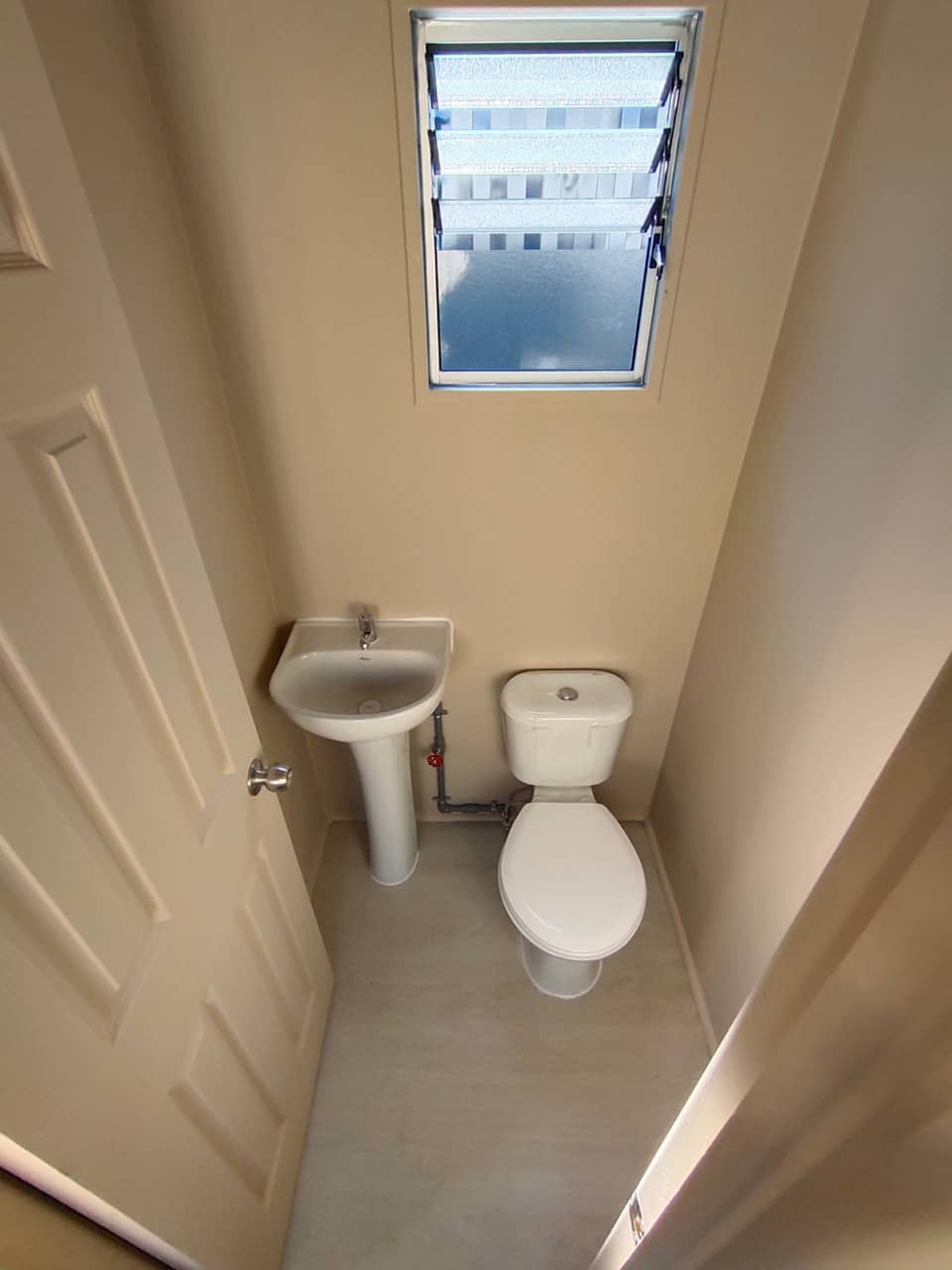 Corntainer Office with bañor 20 feet. ( Ref: 1101 )