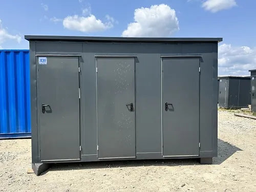 Corntainer Sanitarior with 3 Cabinas ( Ref: S2107 )