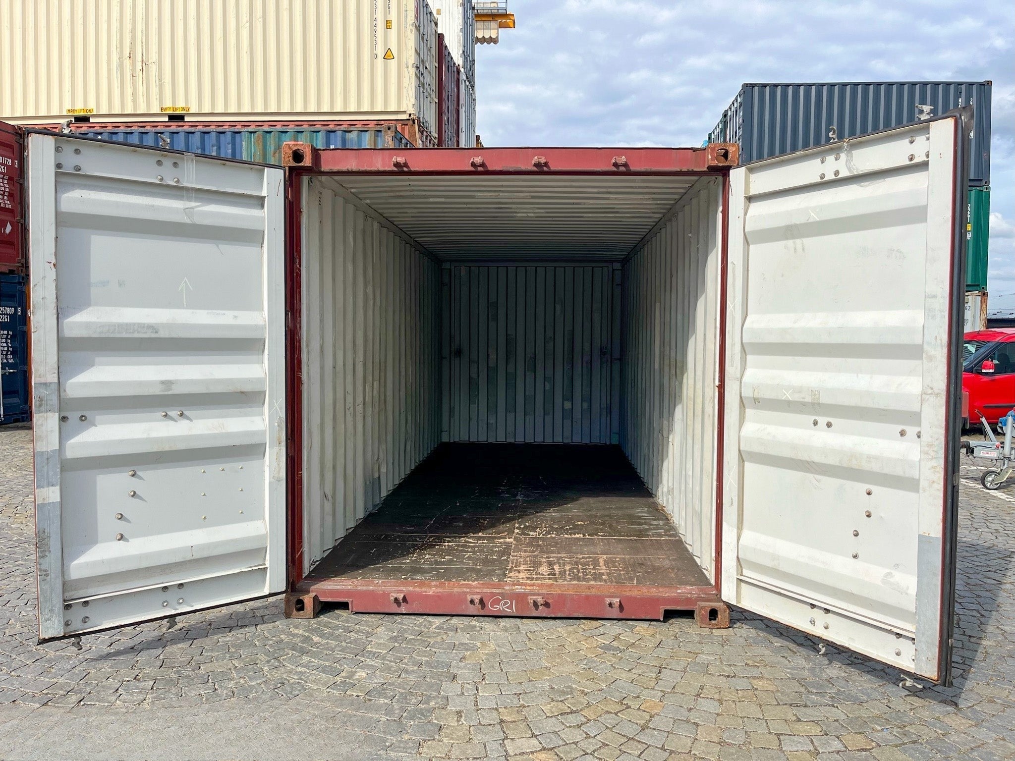 Maritime Corntainer orf 20 feet HC ( Ref:20178 )